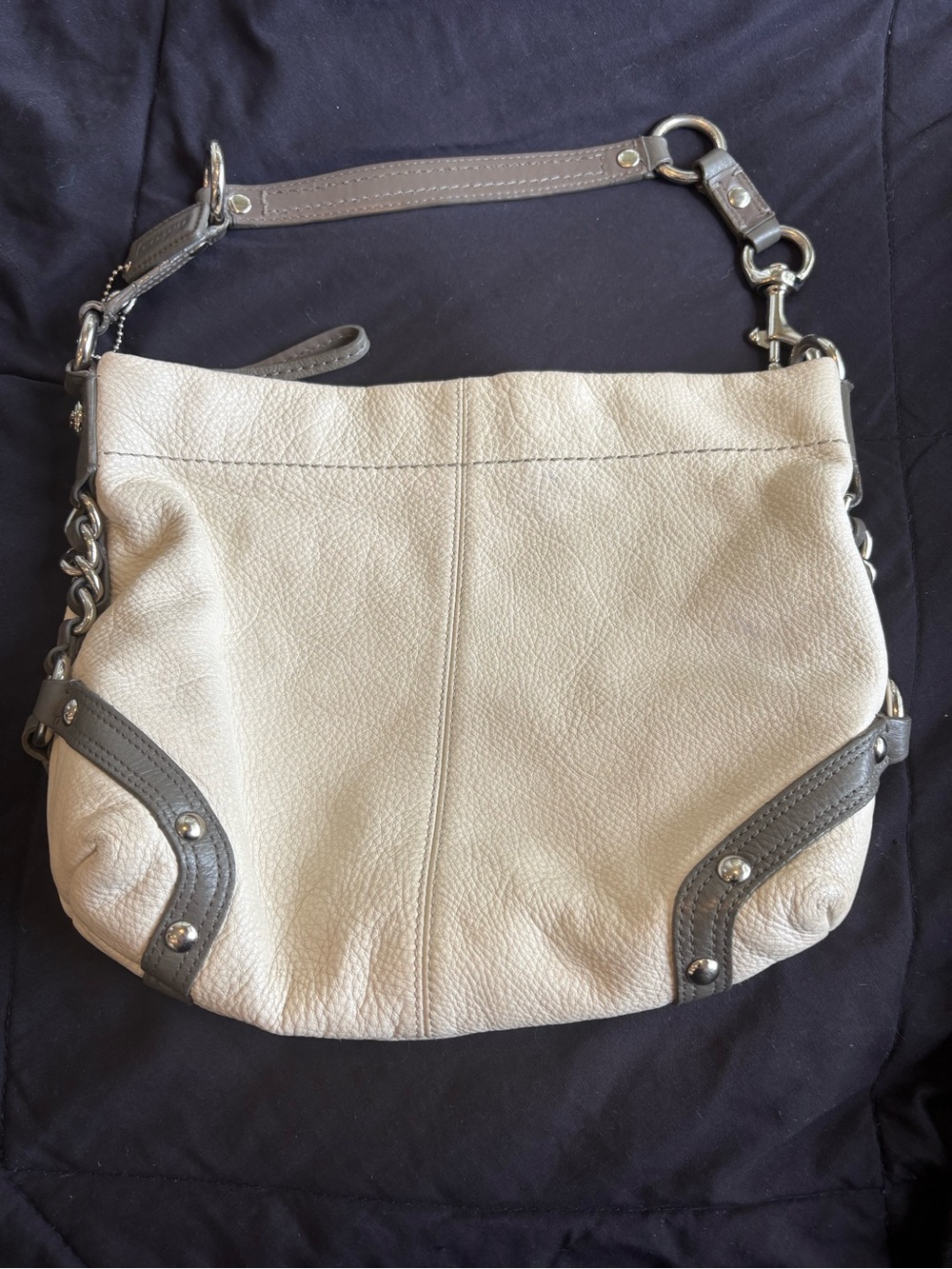 Coach Vintage Carly Leather Hobo White Gray Pebbled Leather Shoulder Bag